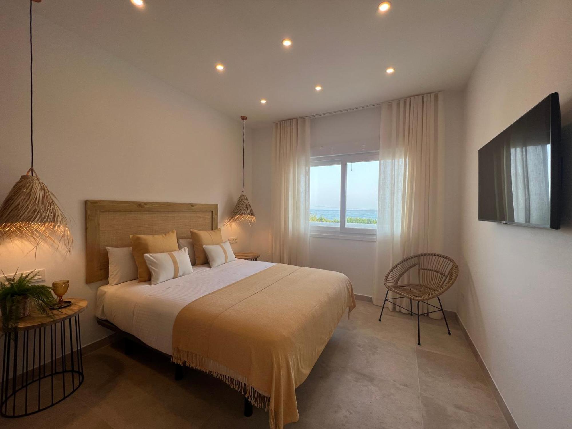 Angeles Beach II By Ele Apartments Велес-Малага Екстериор снимка